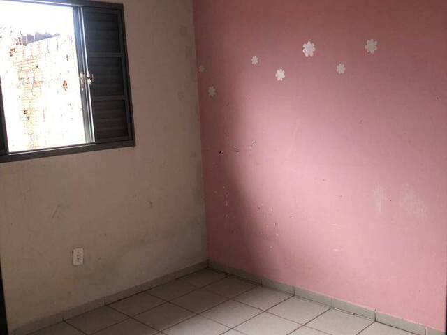 Casa para Venda em Araguari - 2