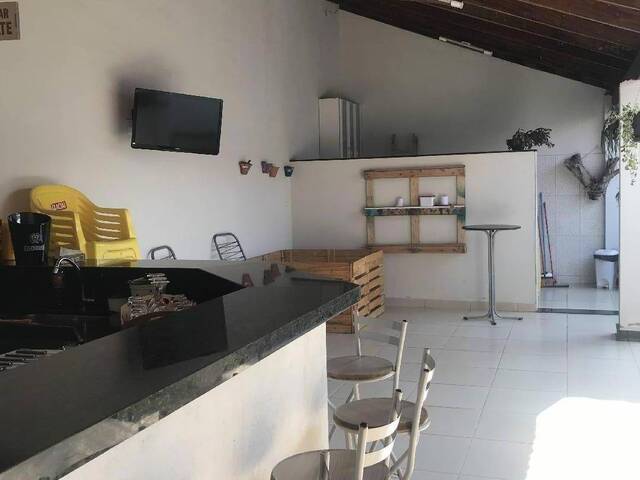 Casa para Venda em Araguari - 3