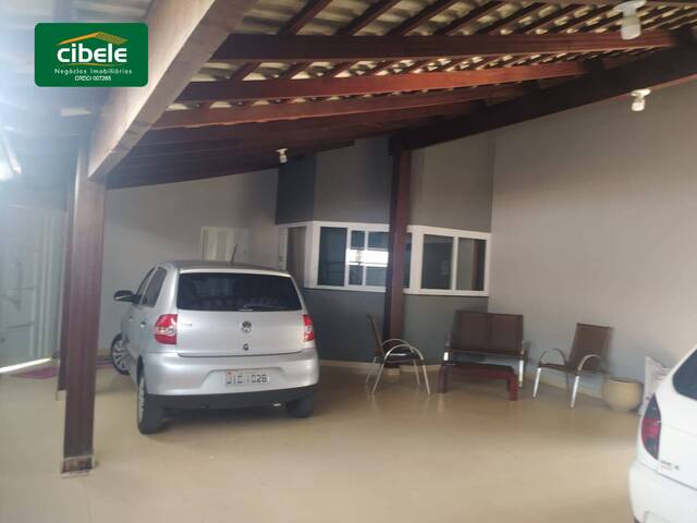 Casa para Venda em Araguari - 2