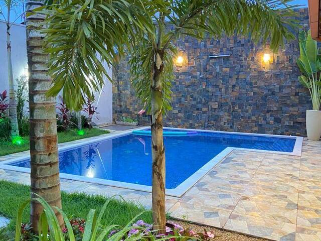 Casa para Venda em Araguari - 4