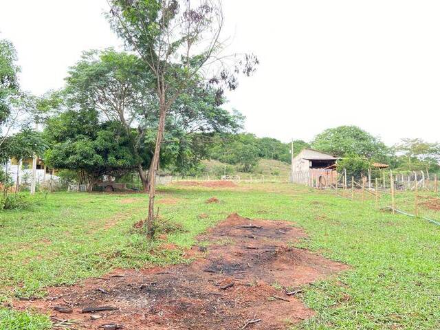 #VD 1917 - Chácara para Venda em Araguari - MG - 2