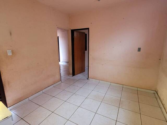 Casa para Venda em Araguari - 4