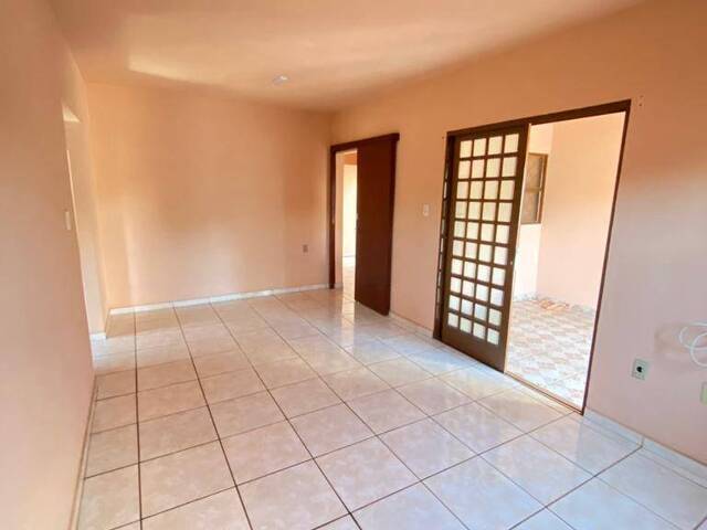 Casa para Venda em Araguari - 2