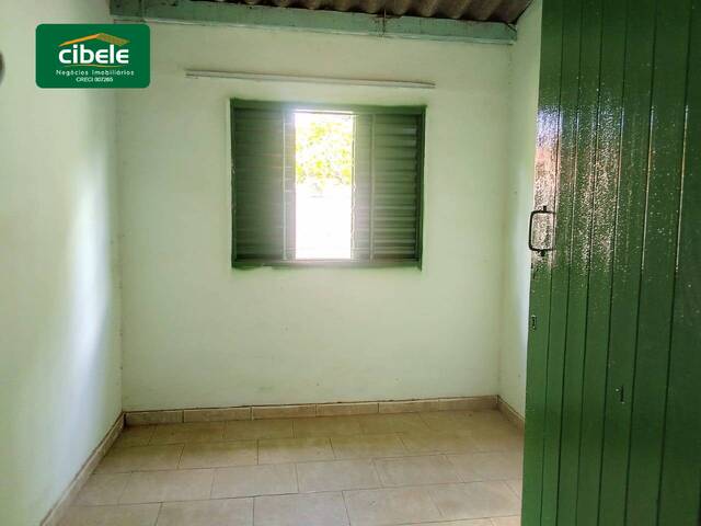 Casa para Venda em Araguari - 3