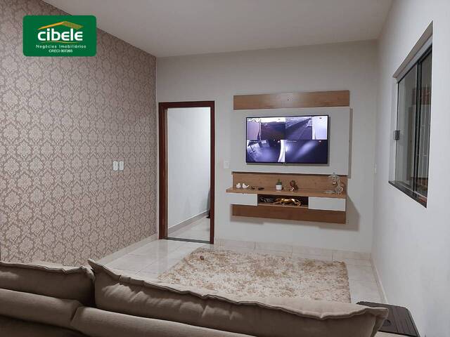 Casa para Venda em Araguari - 3