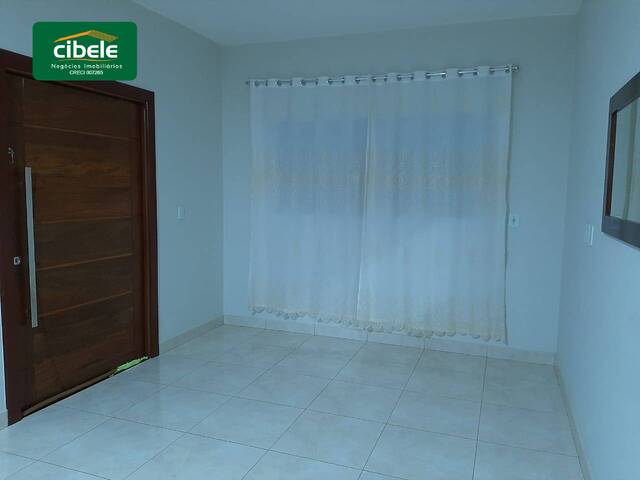 Casa para Venda em Araguari - 4