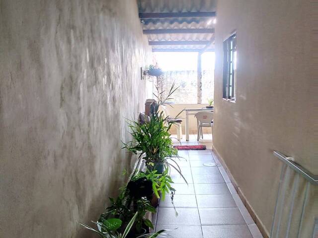 Casa para Venda em Araguari - 3