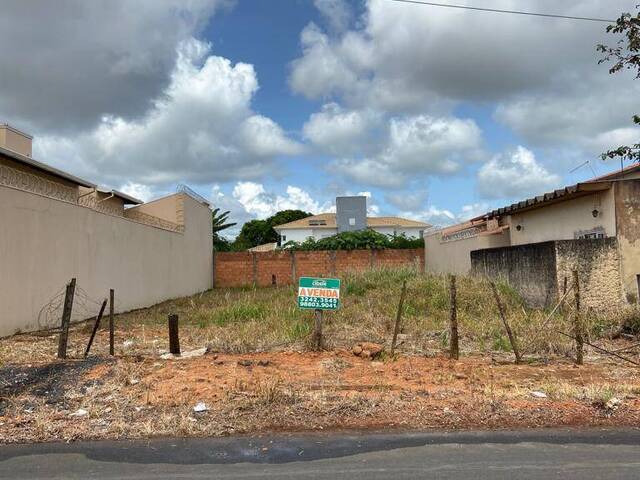 #VD 1976 - Área para Venda em Araguari - MG - 2
