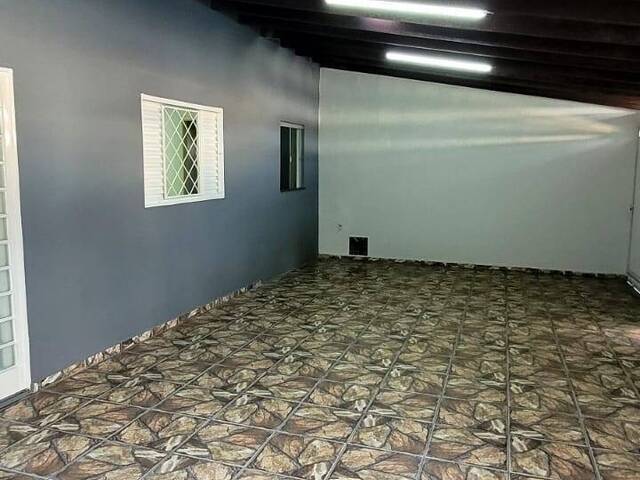 Casa para Venda em Araguari - 2