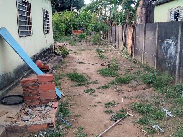 #VD 2009 - Área para Venda em Araguari - MG - 2