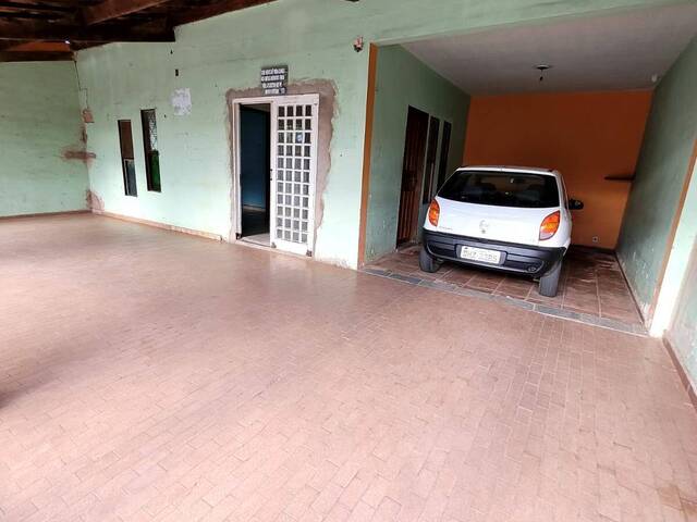 Casa para Venda em Araguari - 4