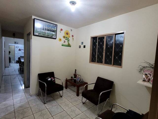 Casa para Venda em Araguari - 2
