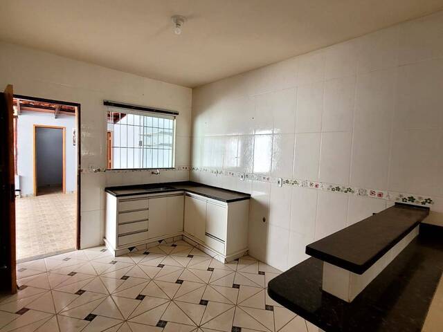 Casa para Venda em Araguari - 5