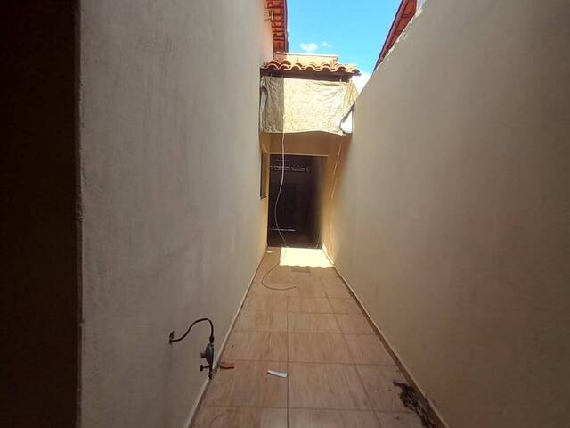 #VD 2076 - Casa para Venda em Araguari - MG