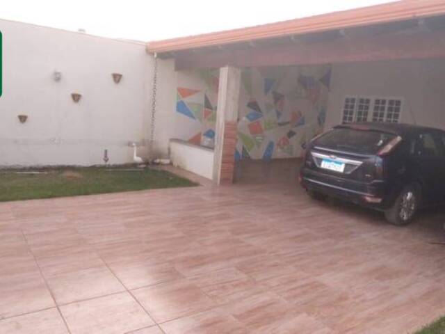 #VD 2081 - Casa para Venda em Araguari - MG