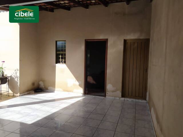 #VD 2096 - Casa para Venda em Araguari - MG