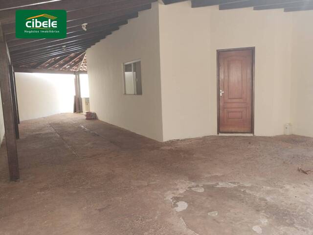 #LC 1001 - Casa para Locação em Araguari - MG - 2