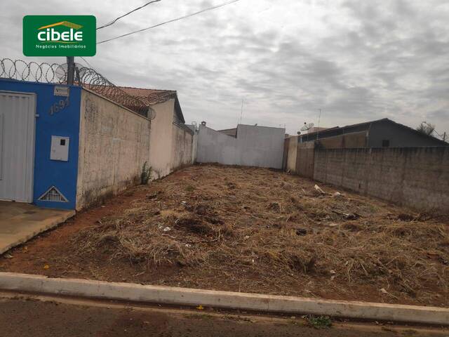 #VD 2114 - Área para Venda em Araguari - MG - 1