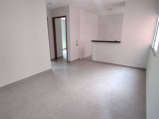 Apartamento para Locação em Araguari - 4