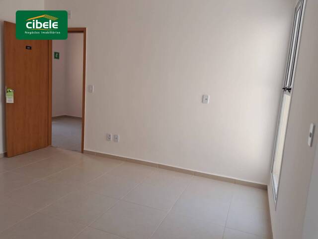 #LC 1007 - Casa para Locação em Araguari - MG - 1