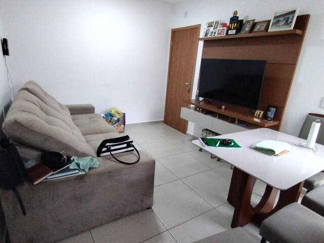 Apartamento para Venda em Araguari - 4