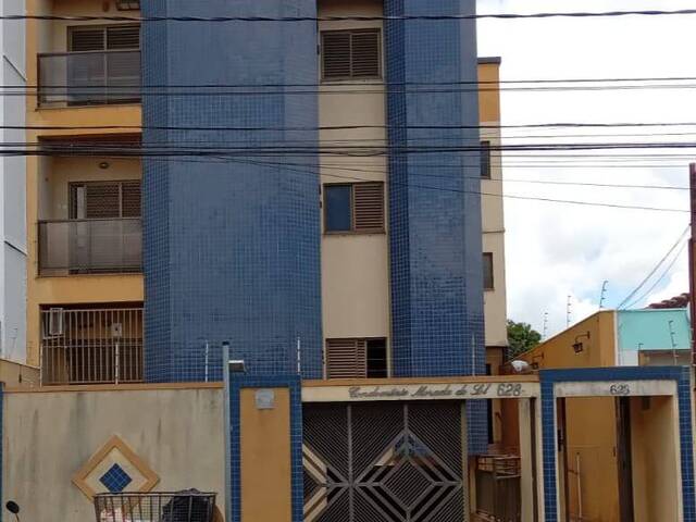 #VD 2135 - Apartamento para Venda em Araguari - MG - 1