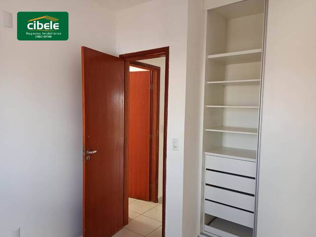 Apartamento para Venda em Uberlândia - 5