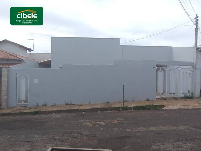 Casa para Venda em Araguari - 2