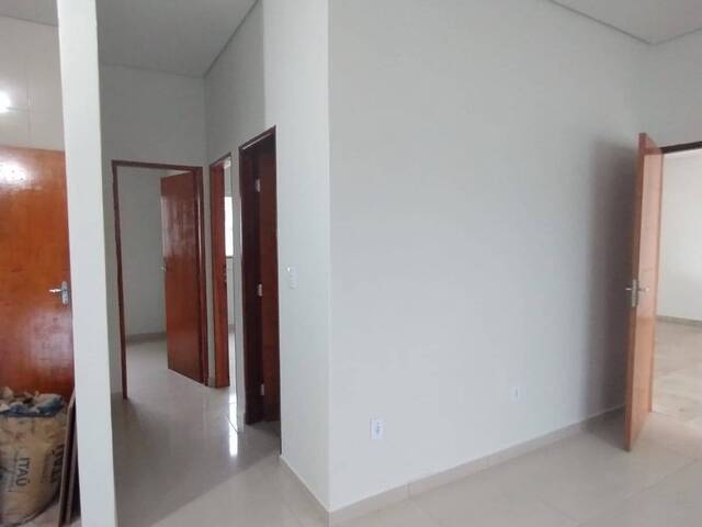 Casa para Venda em Araguari - 5