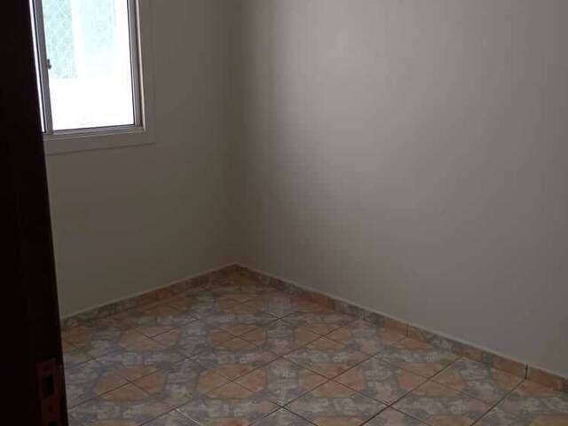 Apartamento para Venda em Araguari - 5