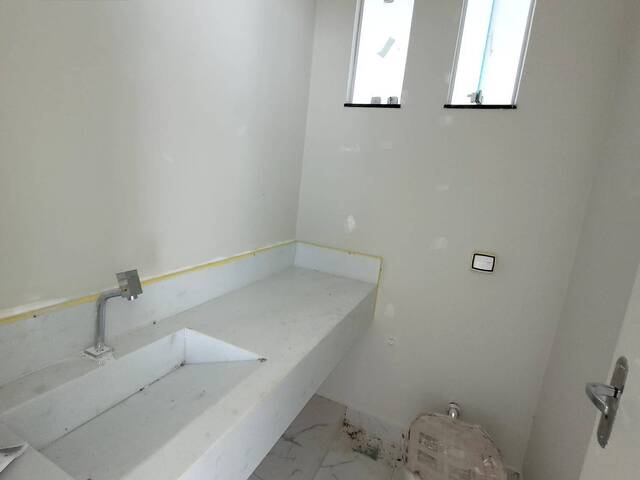 Casa para Venda em Araguari - 5