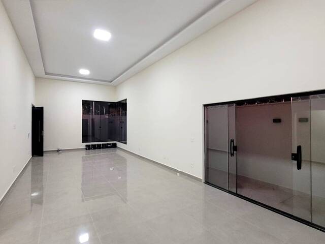 #VD 2173 - Casa para Venda em Araguari - MG