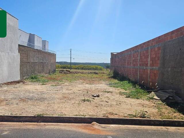#VD 2175 - Área para Venda em Araguari - MG - 1