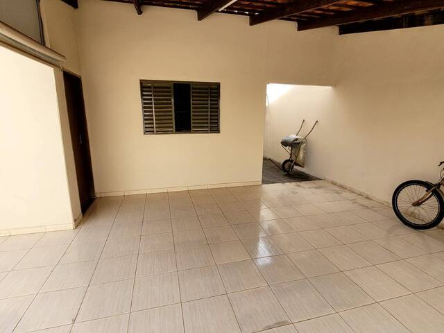 #VD 2177 - Casa para Venda em Araguari - MG