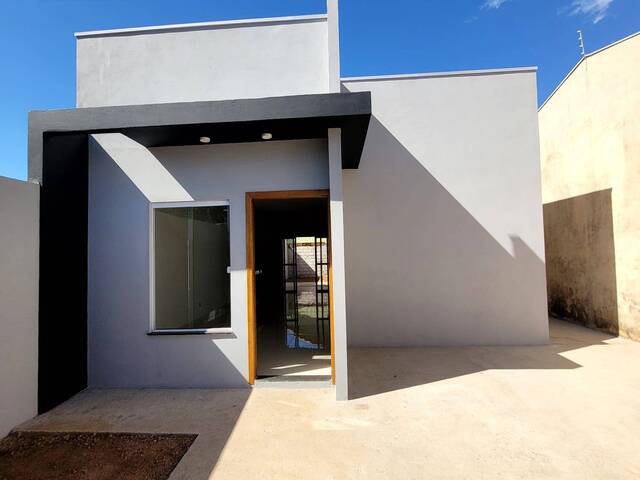 #VD 2178 - Casa para Venda em Araguari - MG