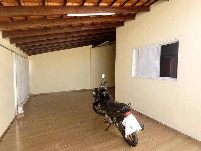 Casa para Venda em Araguari - 3
