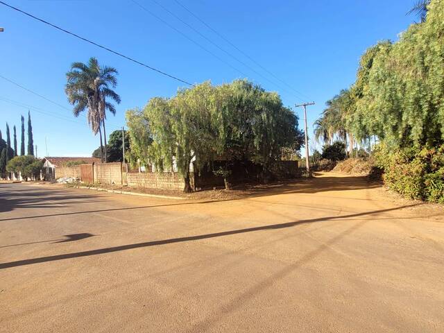 #VD 2185 - Área para Venda em Araguari - MG - 3