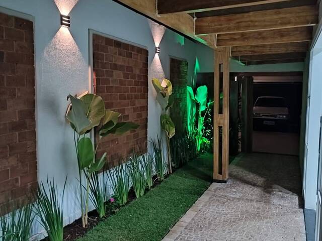 #VD 2207 - Casa para Venda em Araguari - MG