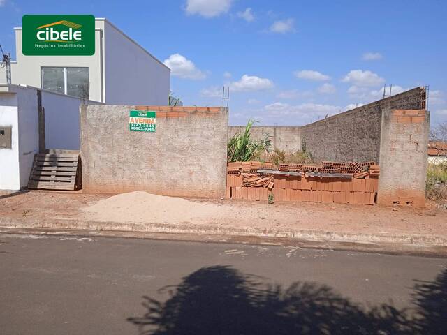 #VD 2208 - Área para Venda em Araguari - MG