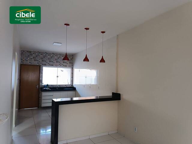 Casa para Venda em Araguari - 3
