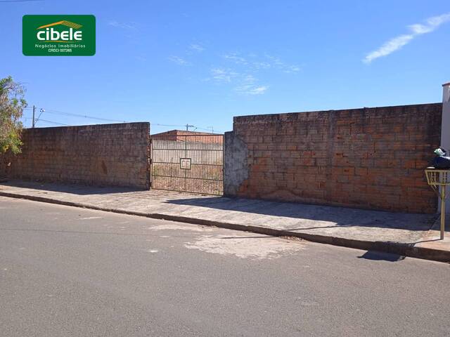 #VD 2250 - Área para Venda em Araguari - MG - 1