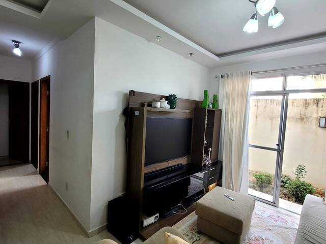 #VD 2169 - Apartamento para Venda em Araguari - MG - 1