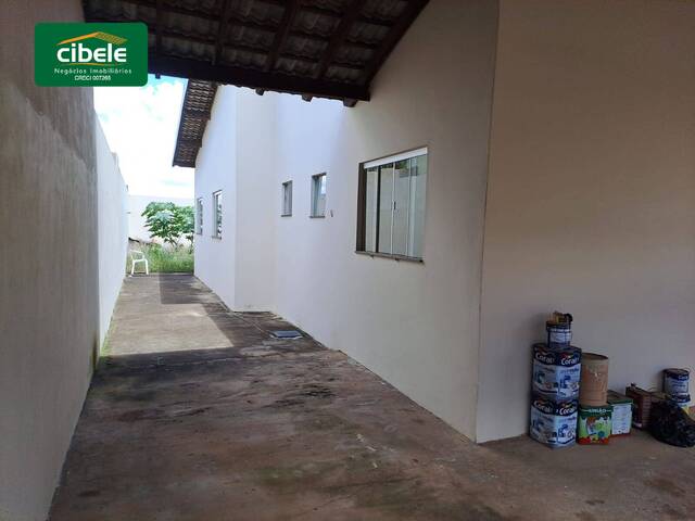 Casa para Venda em Araguari - 3