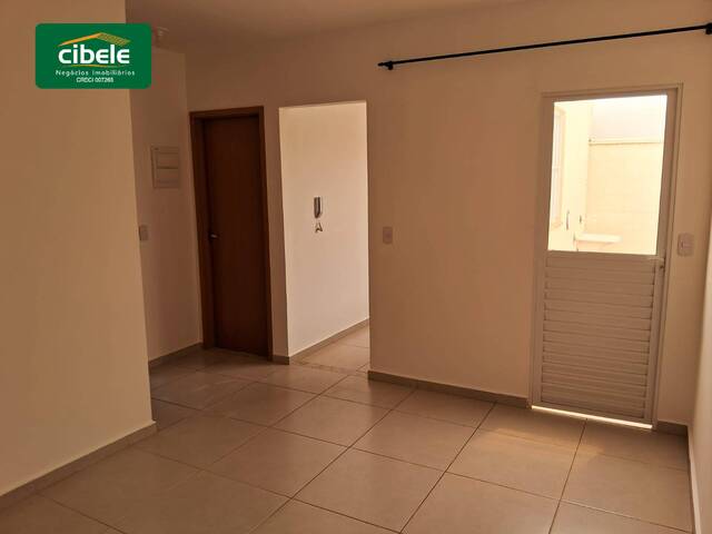 #LC 1731 - Apartamento para Locação em Araguari - MG - 2