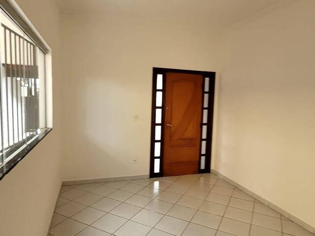 Casa para Venda em Araguari - 4