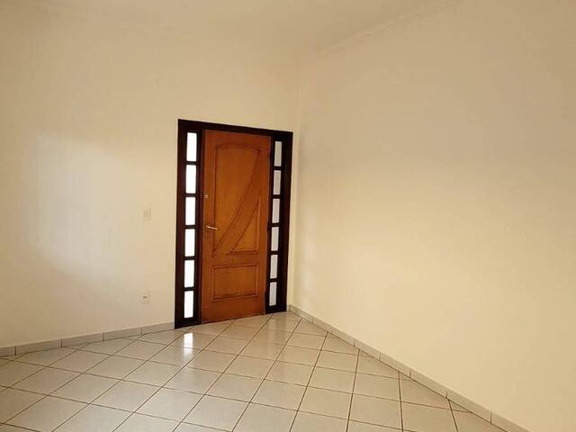 Casa para Venda em Araguari - 5