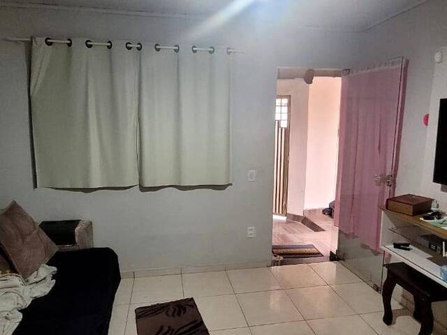 Casa para Venda em Araguari - 4