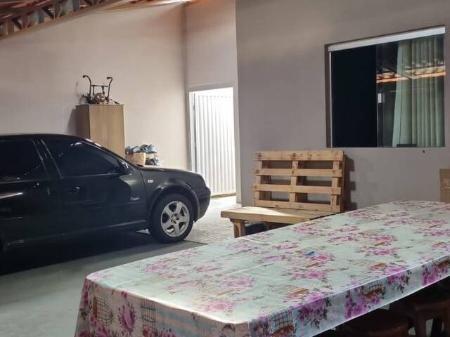 Casa para Venda em Araguari - 3