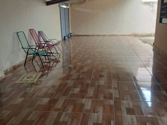 Casa para Venda em Araguari - 2