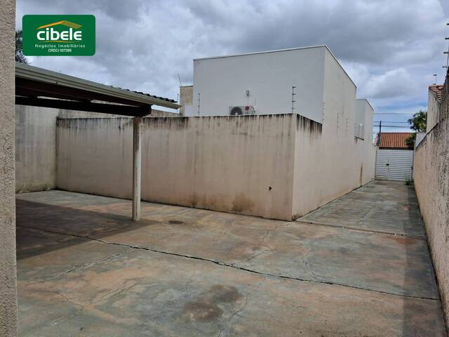 #LC 1735 - Casa para Locação em Araguari - MG - 3